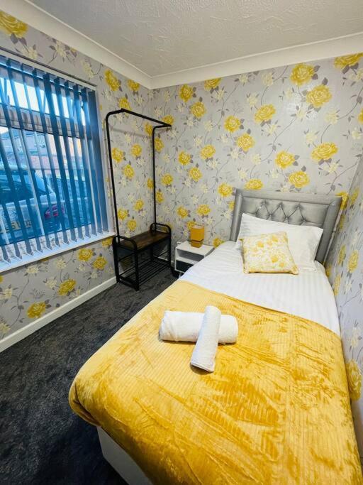 Alder House - A Modern Vibrant 4 Bedroom House Marston Green Екстер'єр фото